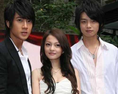 飞轮海 成员现状 台男团 发展历程_吴尊退出娱乐圈了吗