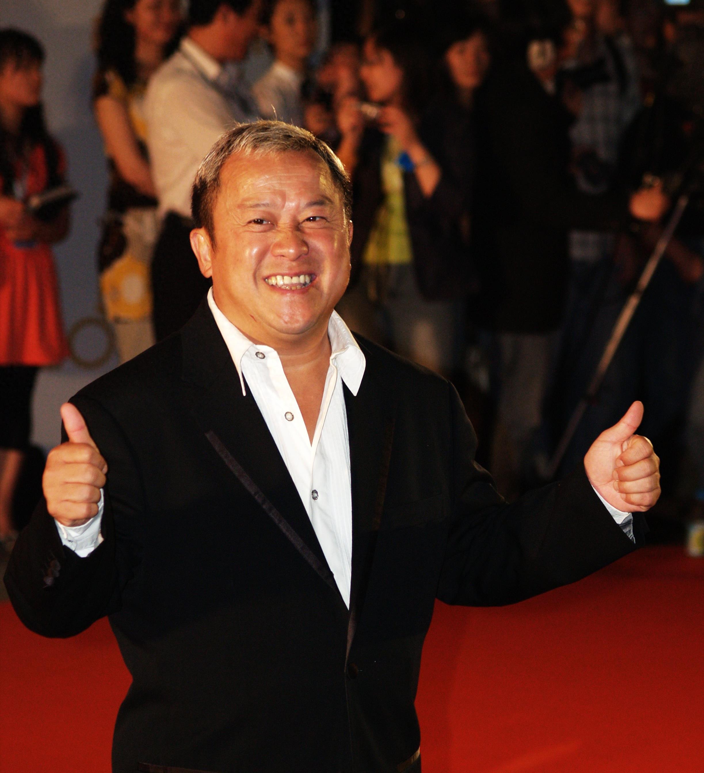 黑料太多不适合做明星,_明星潜规则曝光_娱乐圈黑暗内幕